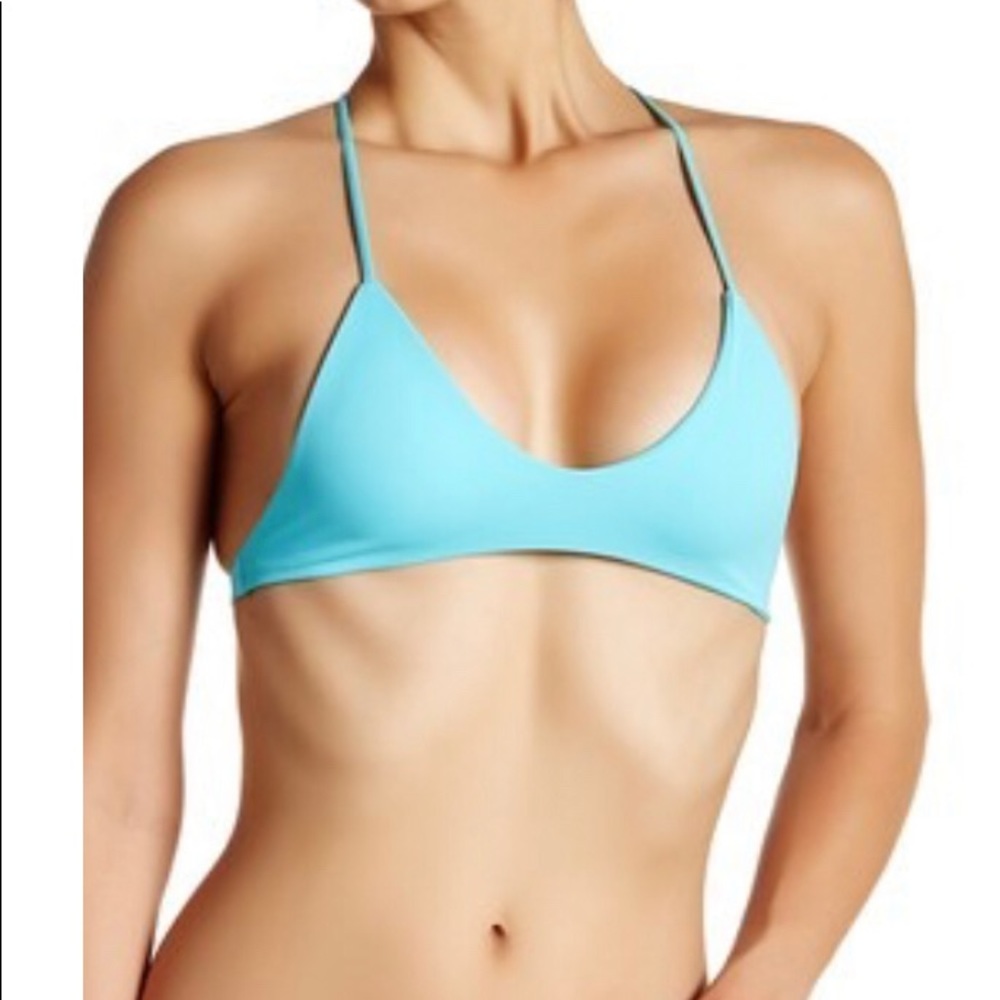 TIARE Hawaii bikini top size small.